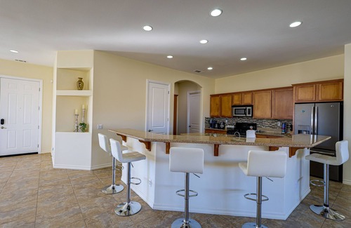 Desert Hot Springs Casa | Desert Oasis w/Pool&SPA~Pool Table~Ping Pong~ Firepit~and much more!!