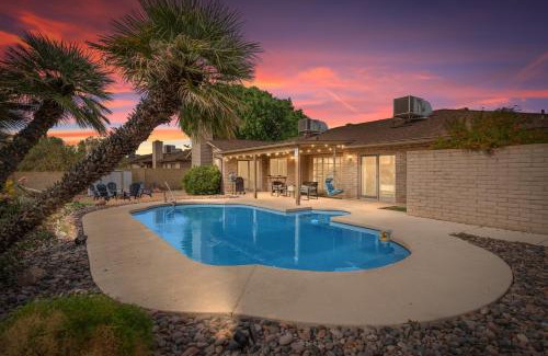 Deer Valley Casa | Desert Oasis with Pool and Games
