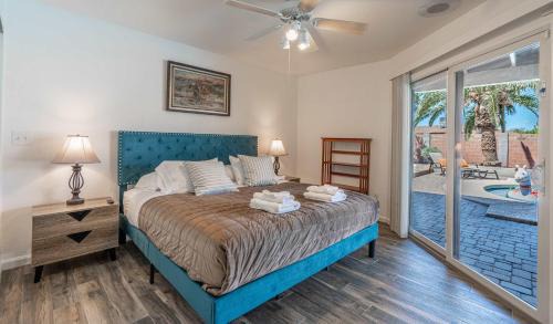 Cavalier Estates Casa | Desert Oasis with Pool Patio 5BR 3BA Near PV