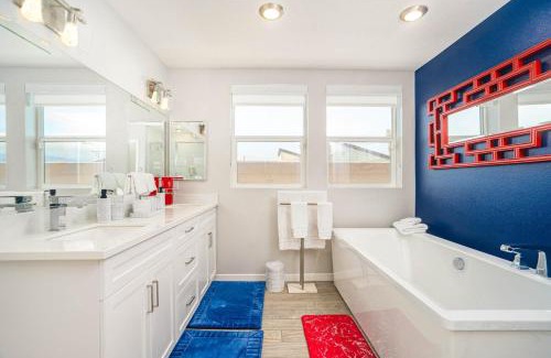 Desert Hot Springs Casa | Desert Picasso! Pool, Spa, Games, Mountain Views