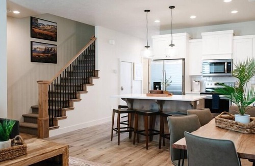 Washington Fields Casa | Desert Sky @ Freedom Village | Family Amenities & Community Pool