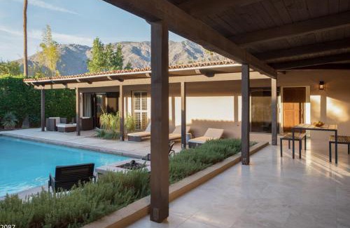 Vista Las Palmas Casa | Desert Solstice