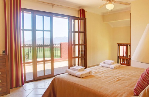 Cunas Otro | Desert Springs Resort