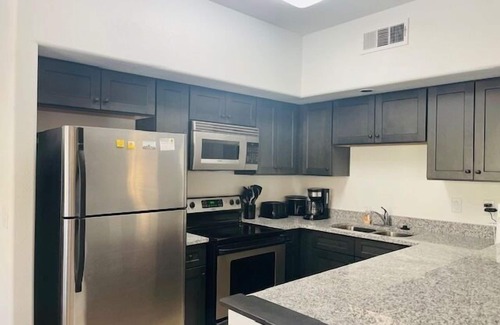 Mesquite Condominio | Totalmente amueblado, condominio bellamente decorado-912