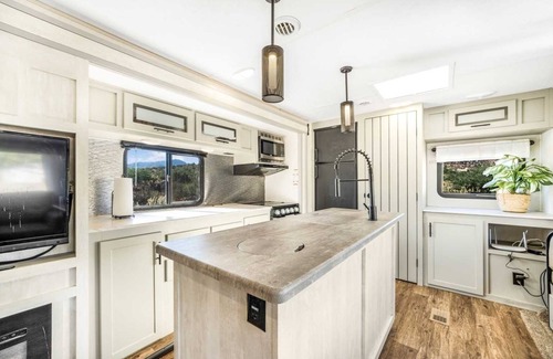 Jacumba Alquiler De RV | Desert Tiny Home B25: Relaxing Desert Accommodation w/ Comfort Amenities