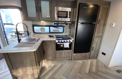 Jacumba Alquiler De RV | Desert Tiny Home B39: Perfect Mix of Desert Adventure & Relaxation