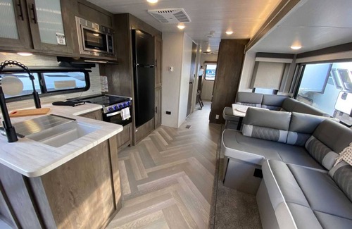 Jacumba Alquiler De RV | Desert Tiny Home B39: Perfect Mix of Desert Adventure & Relaxation