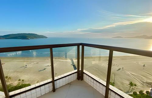 Boqueirao Apartamento | Desfrute do Conforto à Beira-Mar: Vista Exclusiva