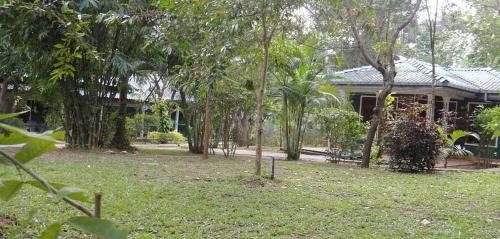 Dambulla Hotel | Deshani Holiday Inn