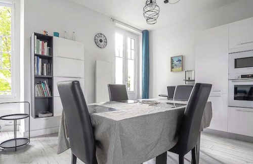 Republique Apartamento | Design apartment in the city center with parking