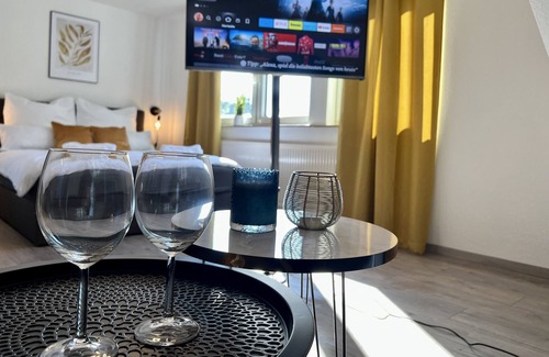Essen-Borbeck-Mitte Apartamento | Design Apartment mit Küche, Smart-tv, Wlan