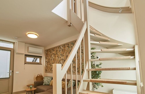 Scheveningen Badplaats Apartamento | Design apartment near the beach
