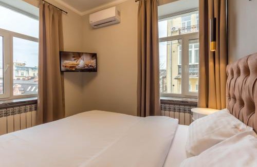 Verkhnie Misto Apartamento | Design Apartment on Mykhailivskyi Ln. 4