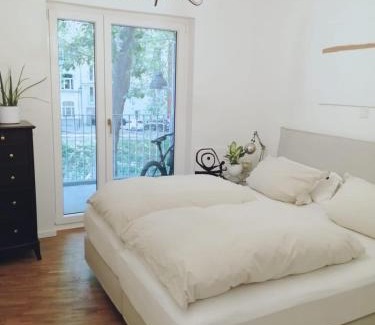 Stadtbezirk 3 Apartamento | Design apartment with river view