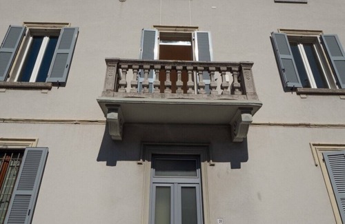 Bellano Apartamento | Design flat 2 min walk from beach and station with garage Bellano