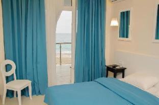 Prymors'kyi district Hotel | Design Hotel Skopeli