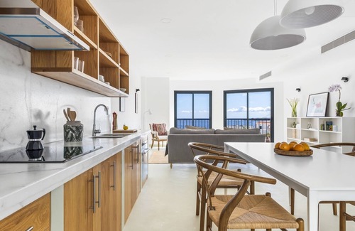 Los Gavilanes Villa | Casa de diseño con terraza y vistas al oceáno