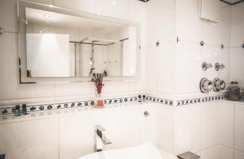 St. Leon Apartamento | Design trifft Komfort stilvolles Premium Apartment nahe St Leon Rot See