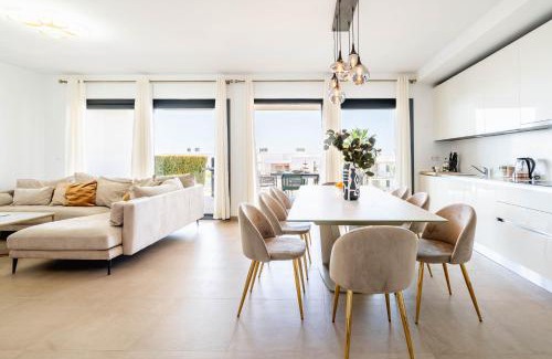 Manilva Apartamento | Design Wohnung mit viel Luxus