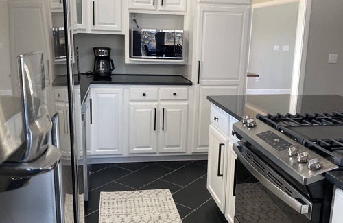 White Mills Casa | Designed with the working man in mind, just 8 miles from Blue Oval SK job site