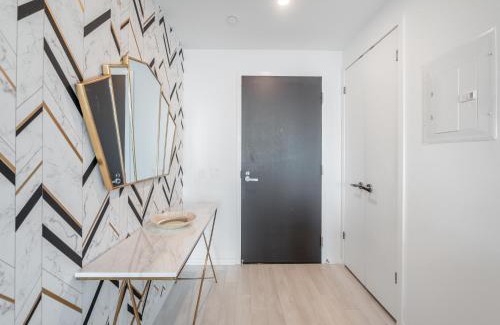 Downtown Toronto Apartamento | Designer 1BR Suite with CN Tower, Skyline view