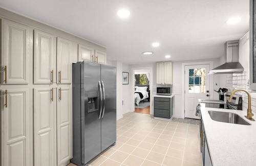 Richmond Casa | Designer 3BD Hawthorne Home