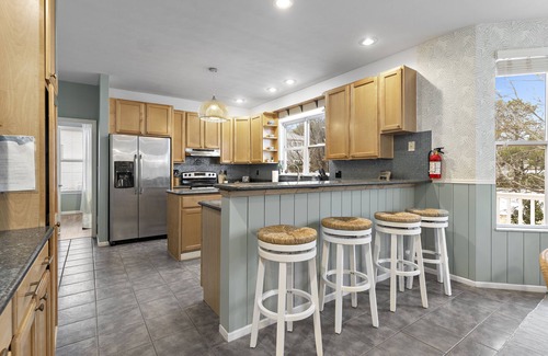 Sandbridge Casa | Designer 7BR w/ Pool and Hot Tub. Sleeps 20, Pets Welcome!