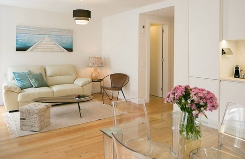 Socorro Apartamento | Designer Apartment w/ Pool by LovelyStay