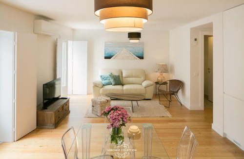 Socorro Apartamento | Designer Apartment with Pool by LovelyStay