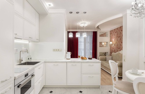 Pervomaysky District Apartamento | Designer Apartments near Dana Mall