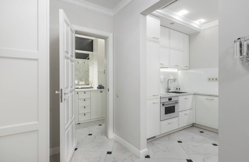 Pervomaysky District Apartamento | Designer Apartments near Dana Mall