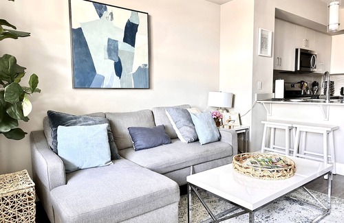 Orange Apartamento | ❤️️ Designer Apt - Cama King - Edificio moderno CHOC - Hospital adyacente