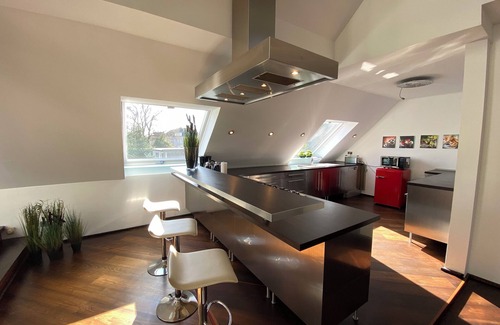 Altendorf Apartamento | Designer award-winning loft on 228 sqm, loggia + sauna. Essen+Düsseldorf Trade Fair