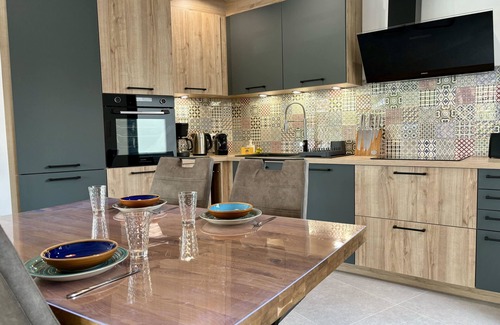 Eckbolsheim Apartamento | Designer flat with lovely terrace!