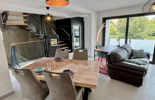 Eckbolsheim Apartamento | Designer flat with lovely terrace!