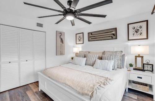 Park Shore Casa | Designer Furnished and Views