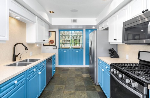 Indian Canyon Casa | Designer gem with private pool, spa, golf course & mountain views