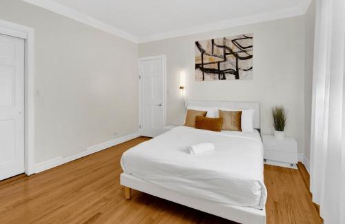 Southeast Yonkers Casa | Designer Home with 3BR Retreat mins to NYC