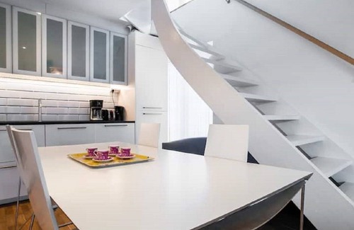 Sollentuna Casa | Designer house Stockholm - Arlanda Metro line