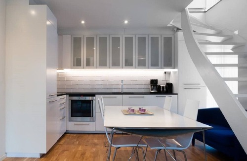 Sollentuna Casa | Designer house Stockholm - Arlanda Metro line