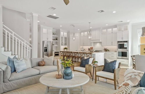 Beachside Village Casa | Designer interior, New Const, 4 Decks, Dog Friendly - The Blue Crab