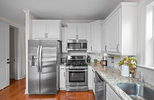 Steele Creek Casa | Designer Lake Front Retreat in Quiet Cove on Lake Wylie: King Beds & Bunk Room!