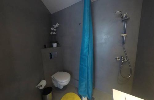 Gazi Apartamento | Designer loft in heart of Athens nightlife