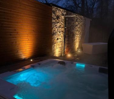 Wahnheide Apartamento | Designer-Loft mit Whirlpool
