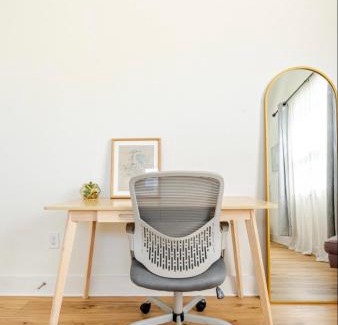 St. Johns Casa | Designer NEW 10min dt Pet friendly 7min Park-Room A