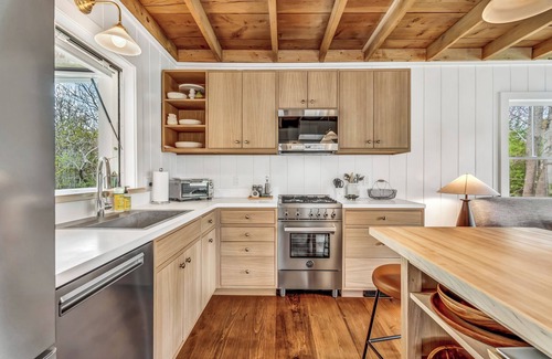 Tenants Harbor Cabaña | Designer Retreat Clark Island, Midcoast Maine The Stonecutter’s Cottage