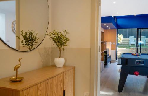 Wandsworth Apartamento | Designer Wandsworth flat -Hot Tub, PS5, Pool Table