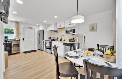 Southside Casa | Designers spot - No Extra Fees - Palm Wave Says