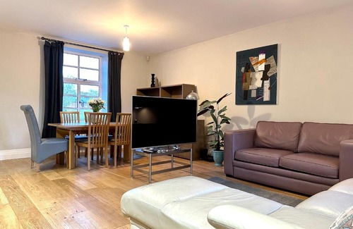 Bicester Apartamento | Desirable 2 Bedroom Apartment in Bicester that sleeps 5