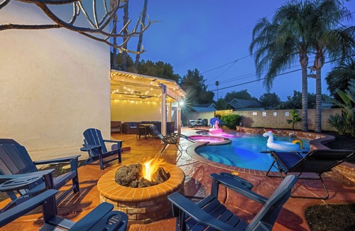 Riverside Casa | Desirable Wood Streets Pool Home w/ Arcade